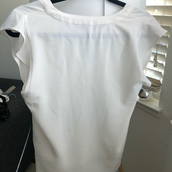 Zara sleeveless white blouse - Picture 3 of 3